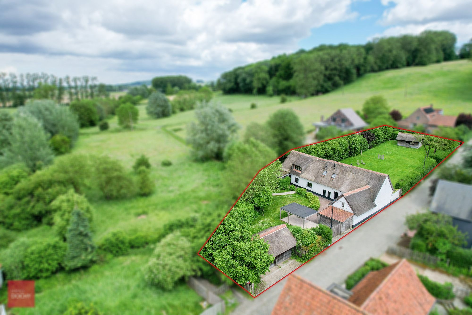 Instapklaar en volledig gerestaureerd villa-landhuis foto 2