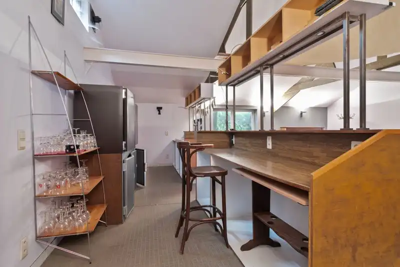 Commercieel pand met woonst en feestzaal op zichtbare locatie te Tielt 🏠 foto 30