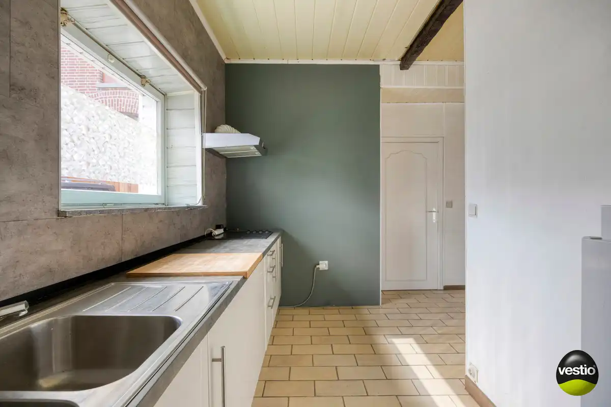 OP TE FRISSEN WONING MET 2 SLK OP 4A95CA IN DORPSKERN TE ZICHEN-ZUSSEN-BOLDER. foto 10