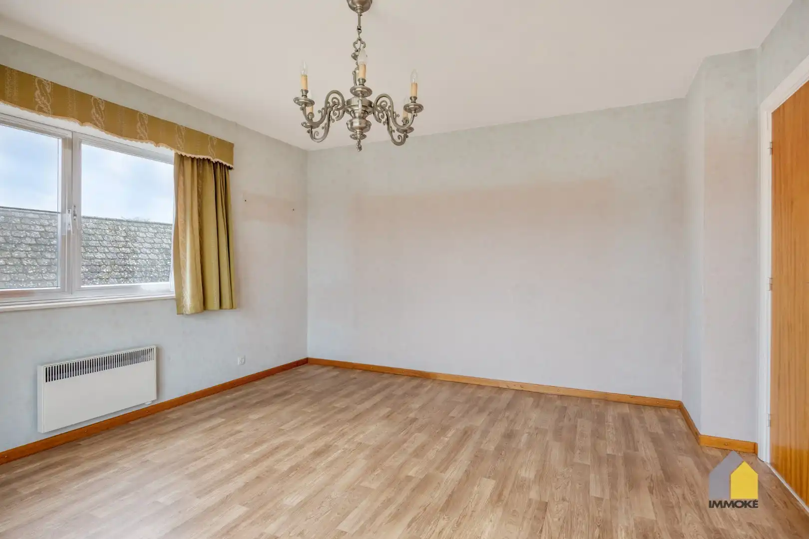 Neeroeteren: Op te frissen, vrijstaande woning op 8 a 53 ca met 5 slpks. foto 16