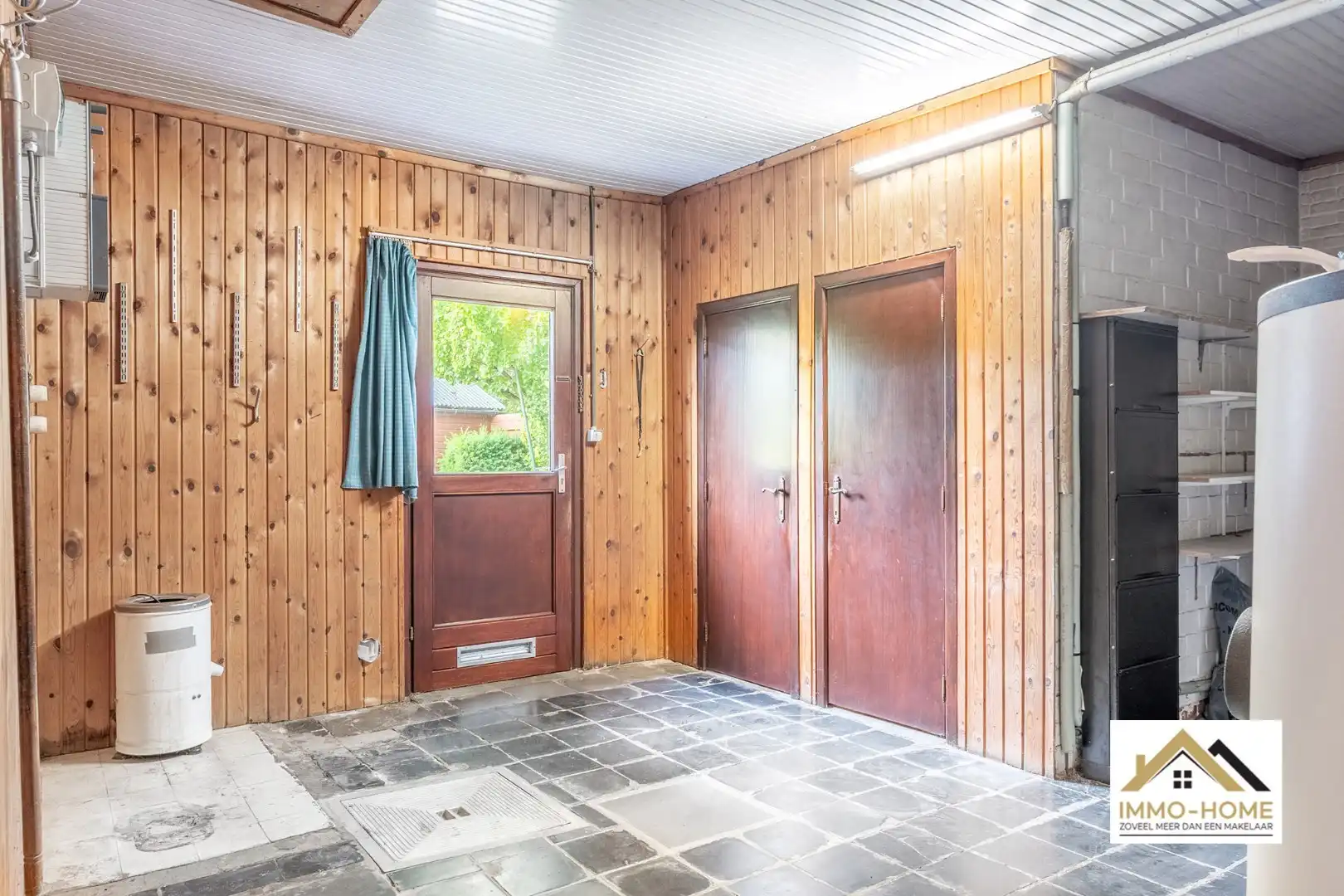 Op te frissen woning op topligging in centrum Lochristi!  foto 23