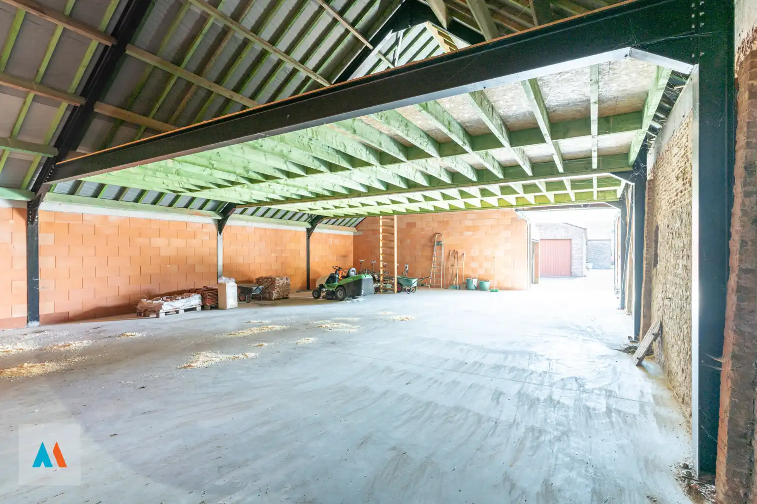 Langgevelhoeve met bijgebouwen in Loenhout foto 21