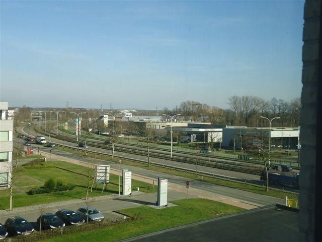 Kantoorruimte, 480m², parking, TOP-zichtlocatie   foto 2