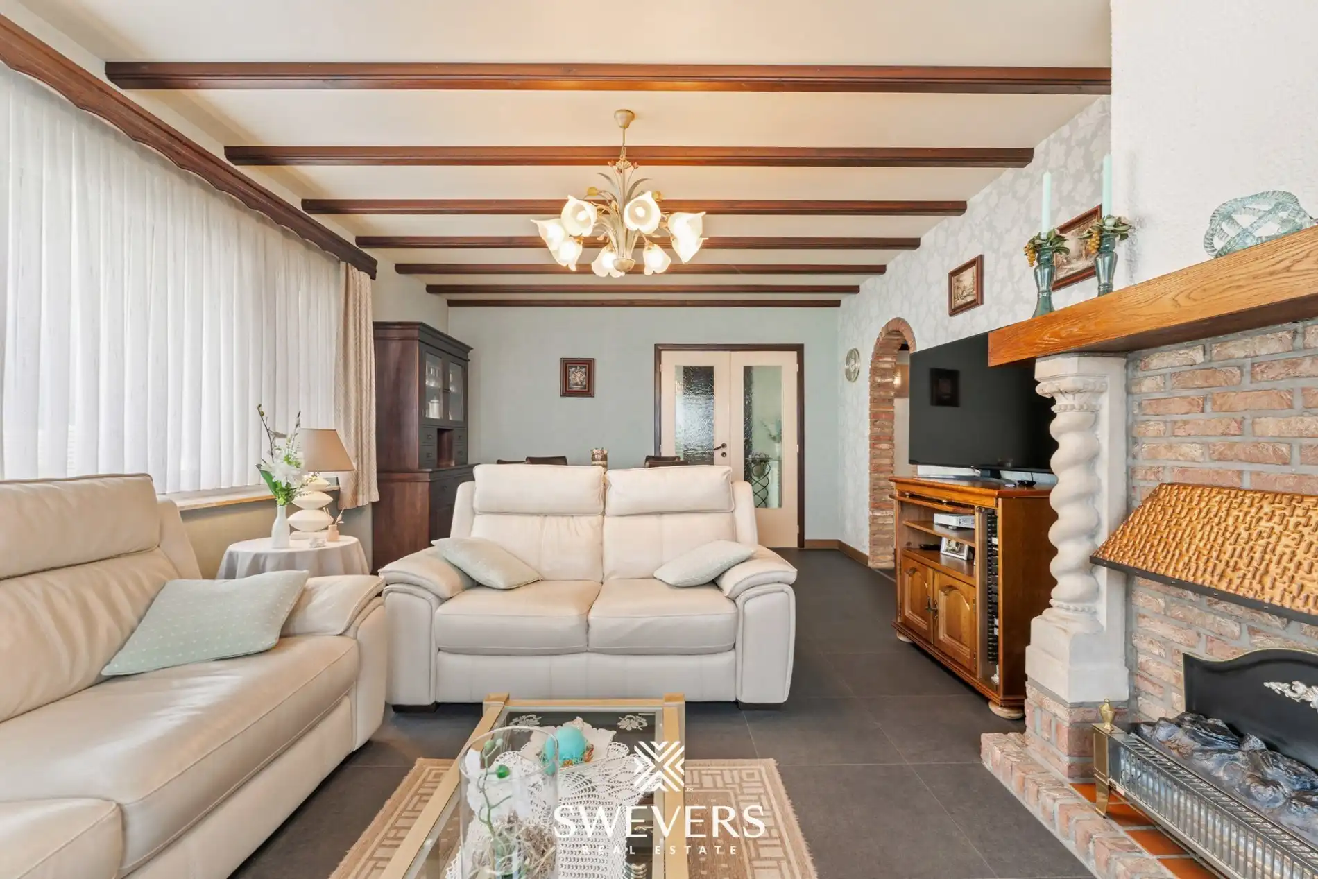 Gelijkvloerse woning met tuin en garage in hartje Tongeren foto 2