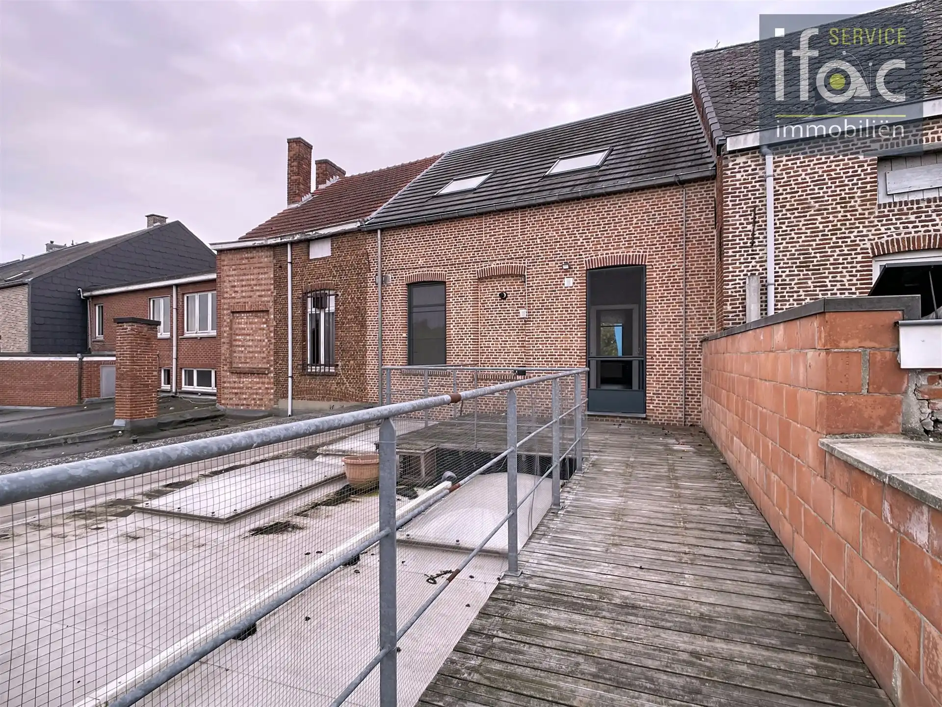 Interessante opbrengsteigendom met 2 entiteiten foto 24