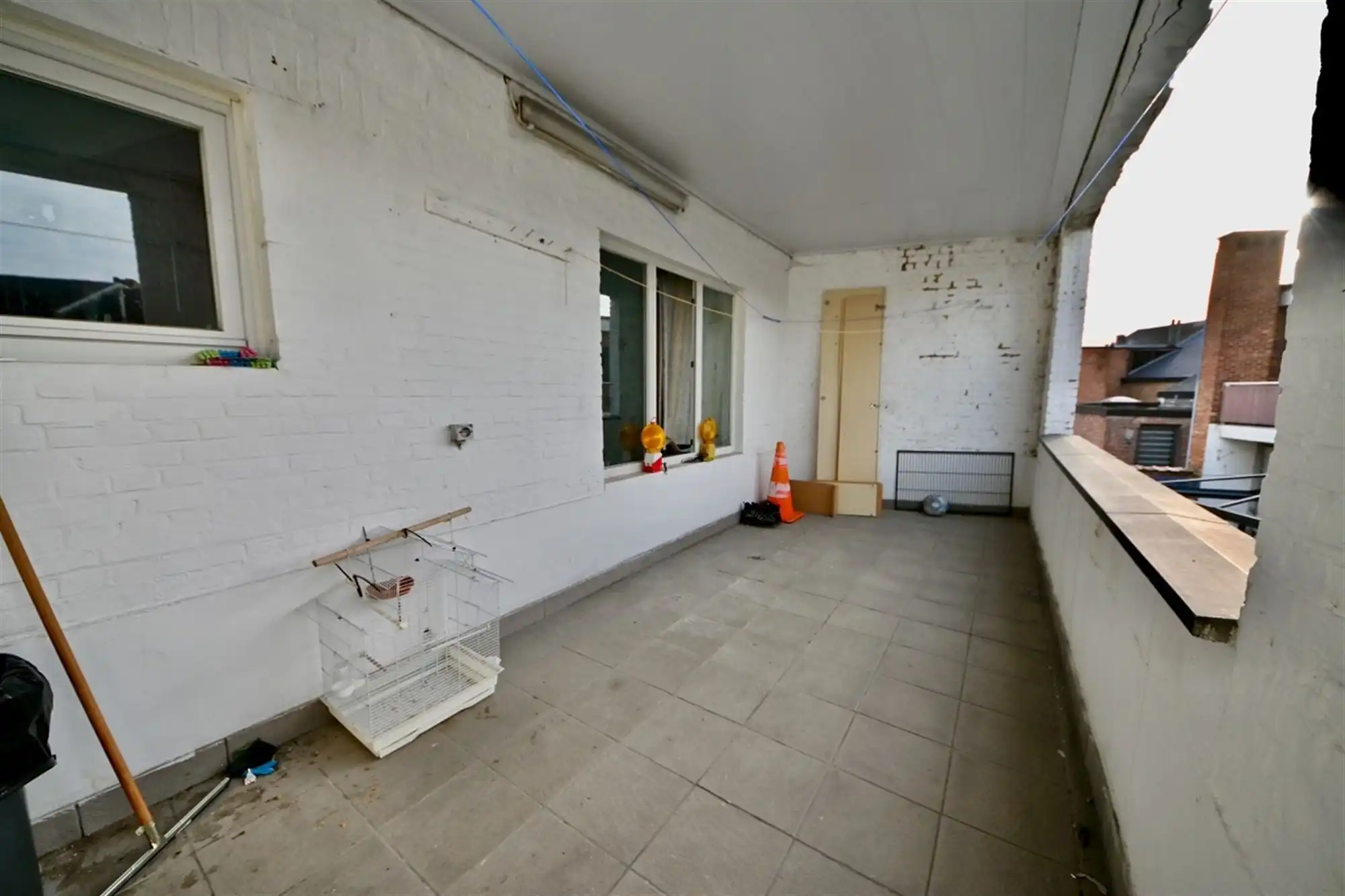 Appartement met 2 slaapkamers, garage en terras. foto 9