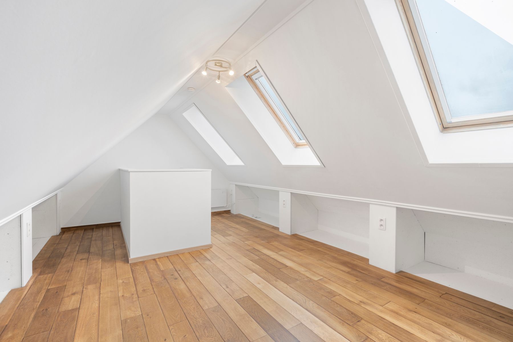 Instapklare, gerenoveerde woning met 3 slaapkamers foto 14