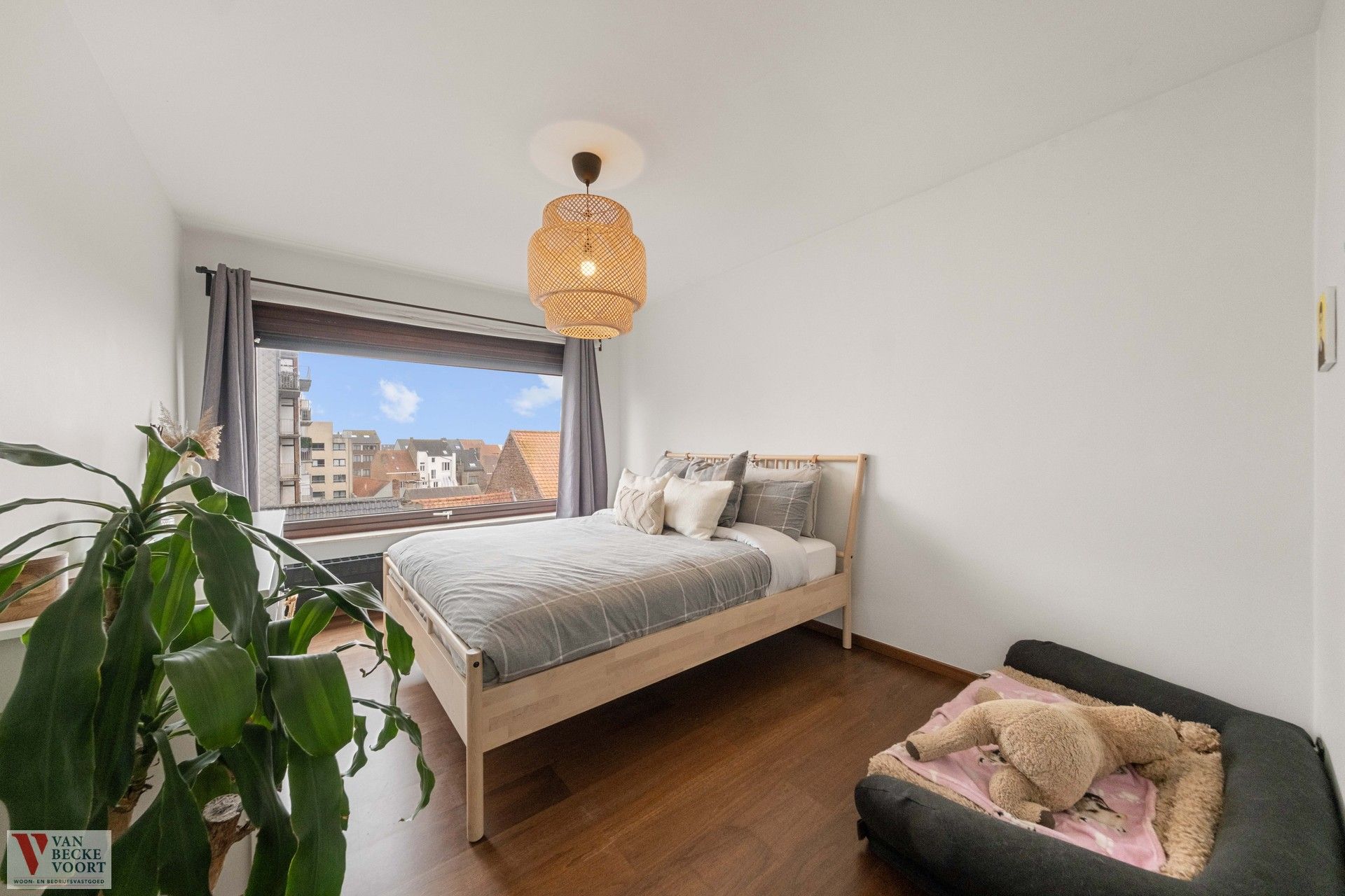 Gerenoveerd appartement in een residentiële buurt foto 7