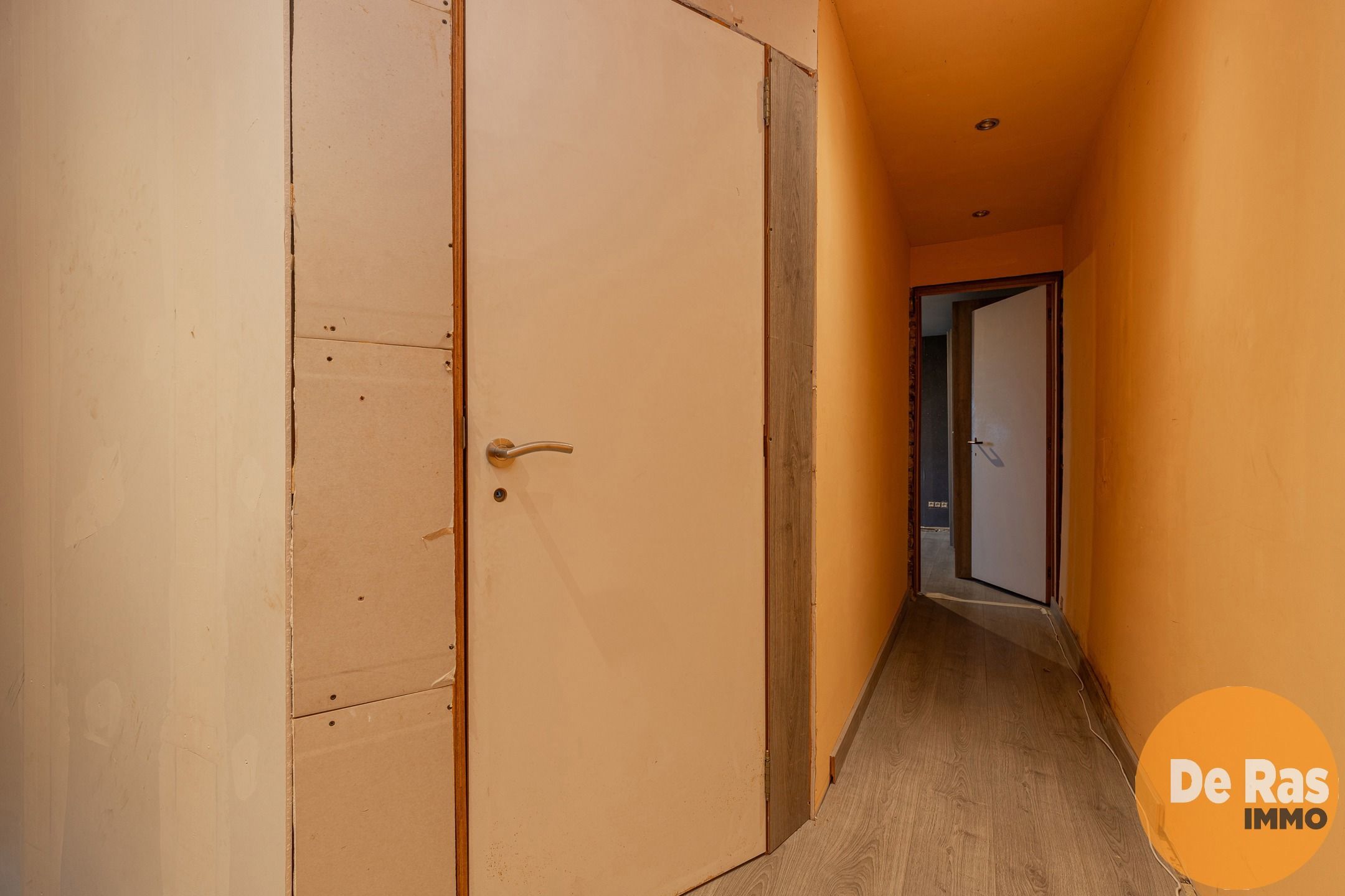 GAVERE - Te renoveren woning met leuke tuin foto 12