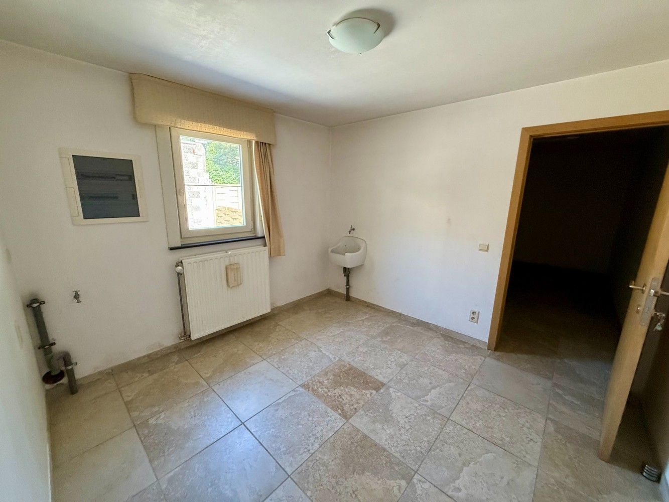 Zeer ruime woning met 5 slaapkamers! foto 7