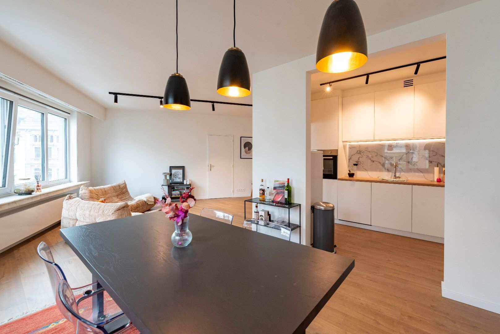 Luxueus gerenoveerd appartement foto 4