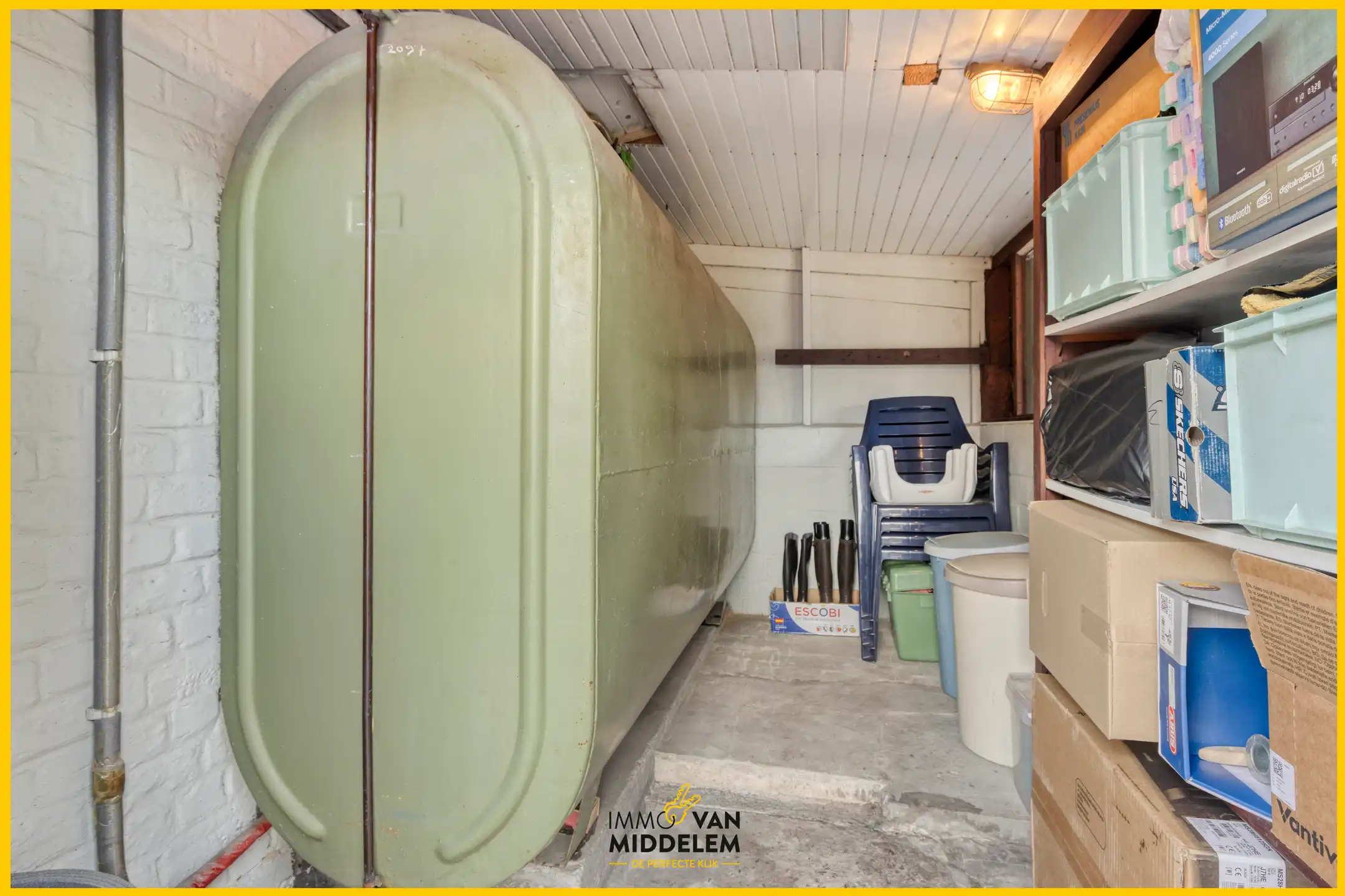 GOED ONDERHOUDEN 3-GEVELWONING MET 3 KAMERS, GARAGE EN TUIN foto 19