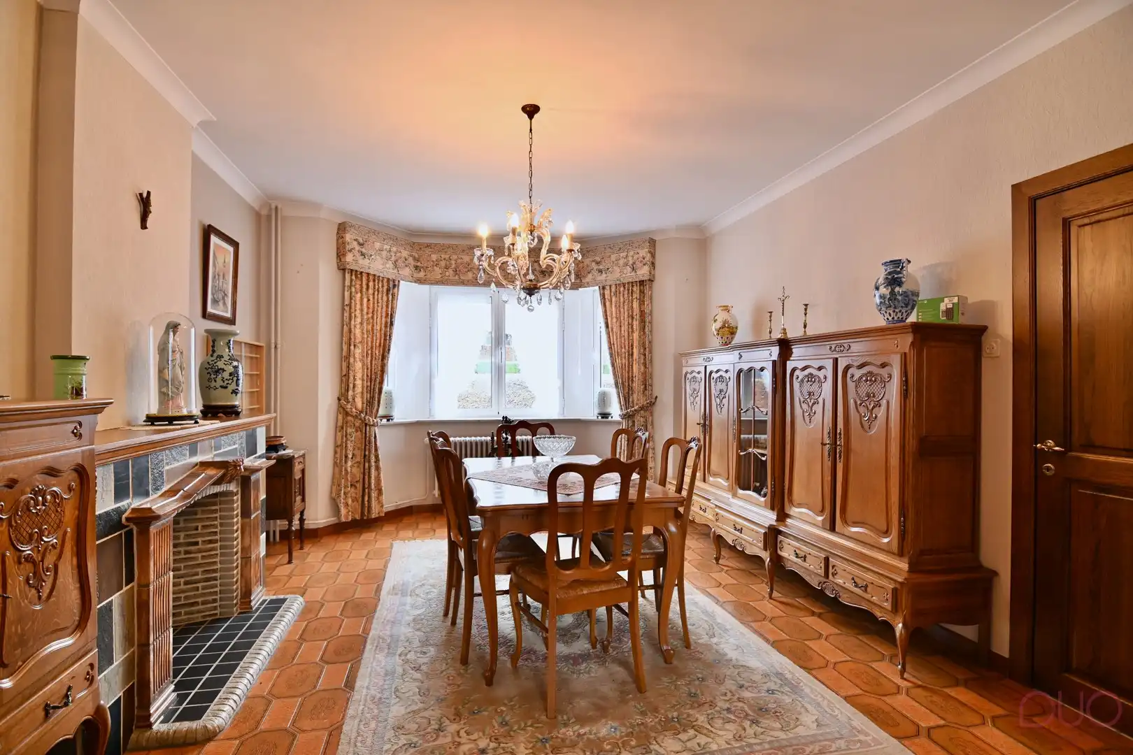 Statige hoekwoning met poortgebouw, loods en stallingen op 8a36ca in Zoutleeuw foto 3