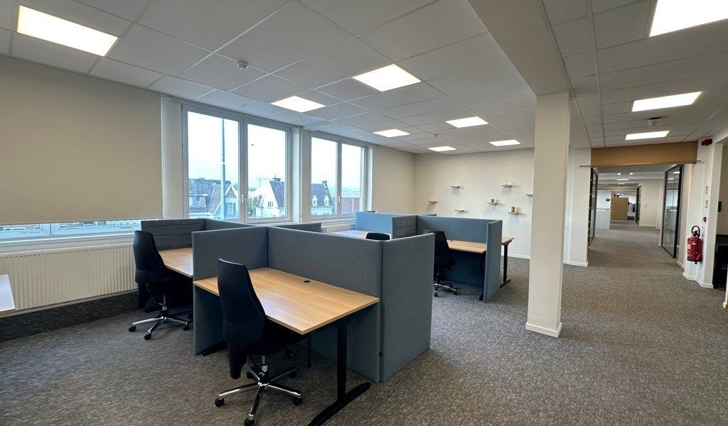 Budgetvriendelijke kantoren met opslagmogelijkheid te huur in Sint-Niklaas foto 5