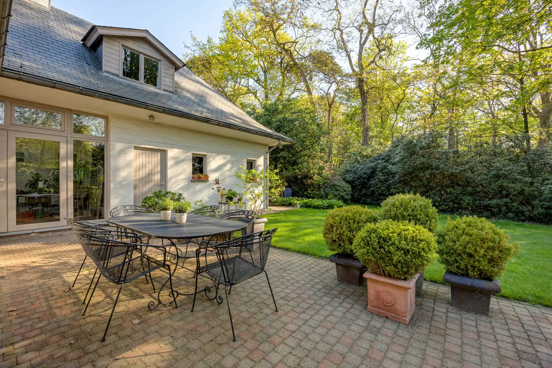 Rustig gelegen te renoveren villa op de grens met Schilde foto 20