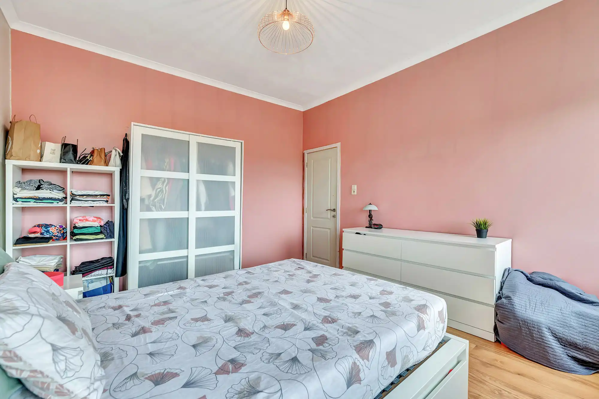 Rustieke woning op strategische ligging foto 27