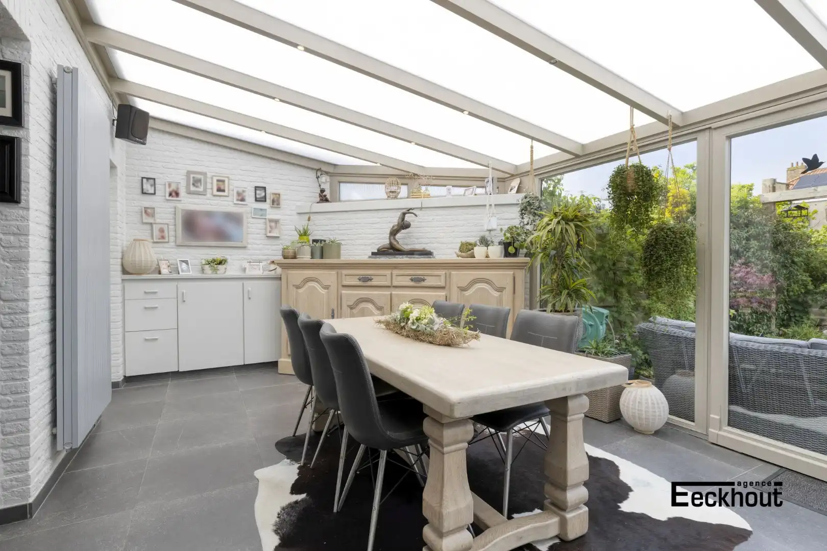 Instapklare woning met handelsruimte en met zonnige tuin! foto 9