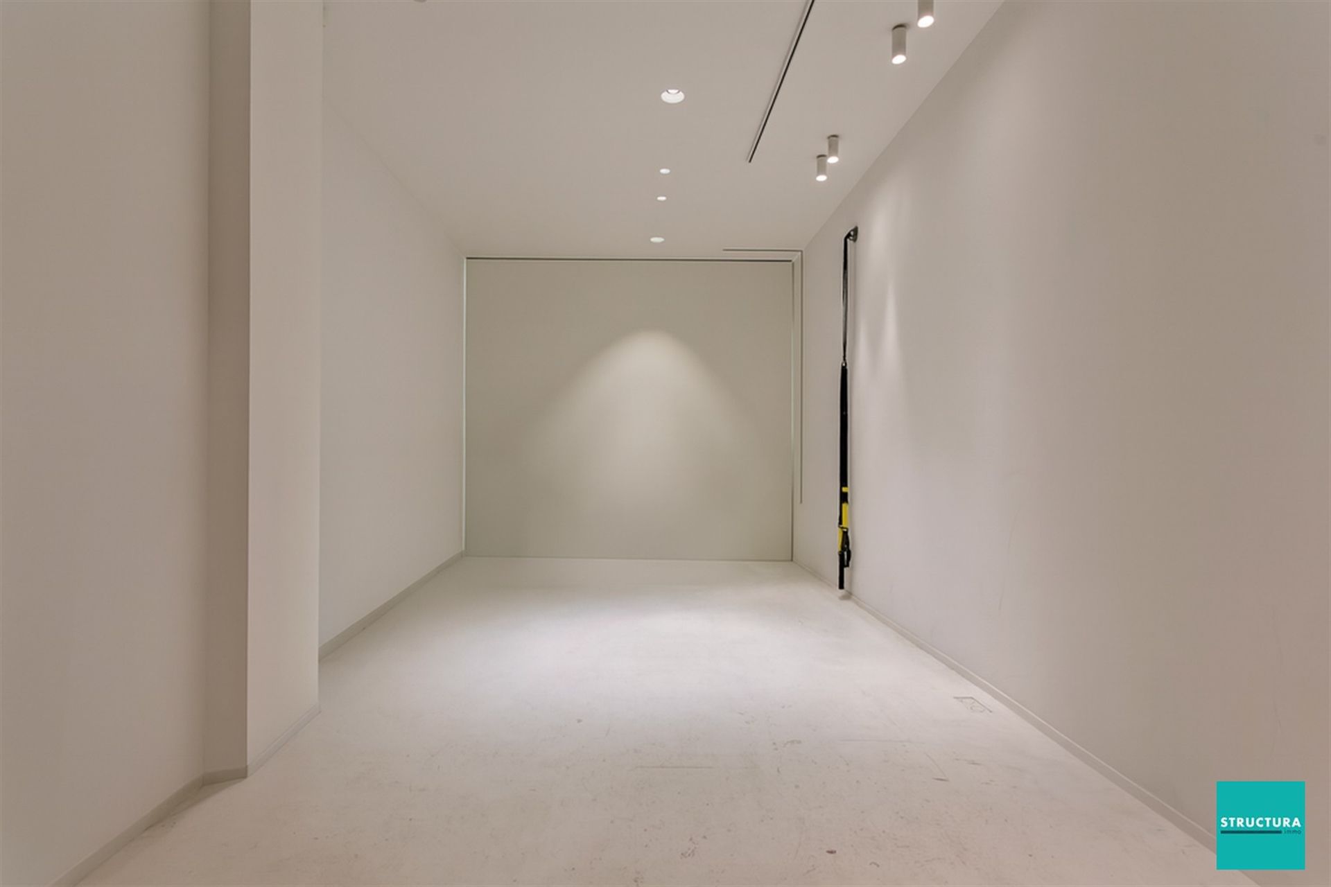 Prachtige unieke verhuring, 2 appartementen en een handelsgelijkvloers te 1000 Brussel. 



 foto 3