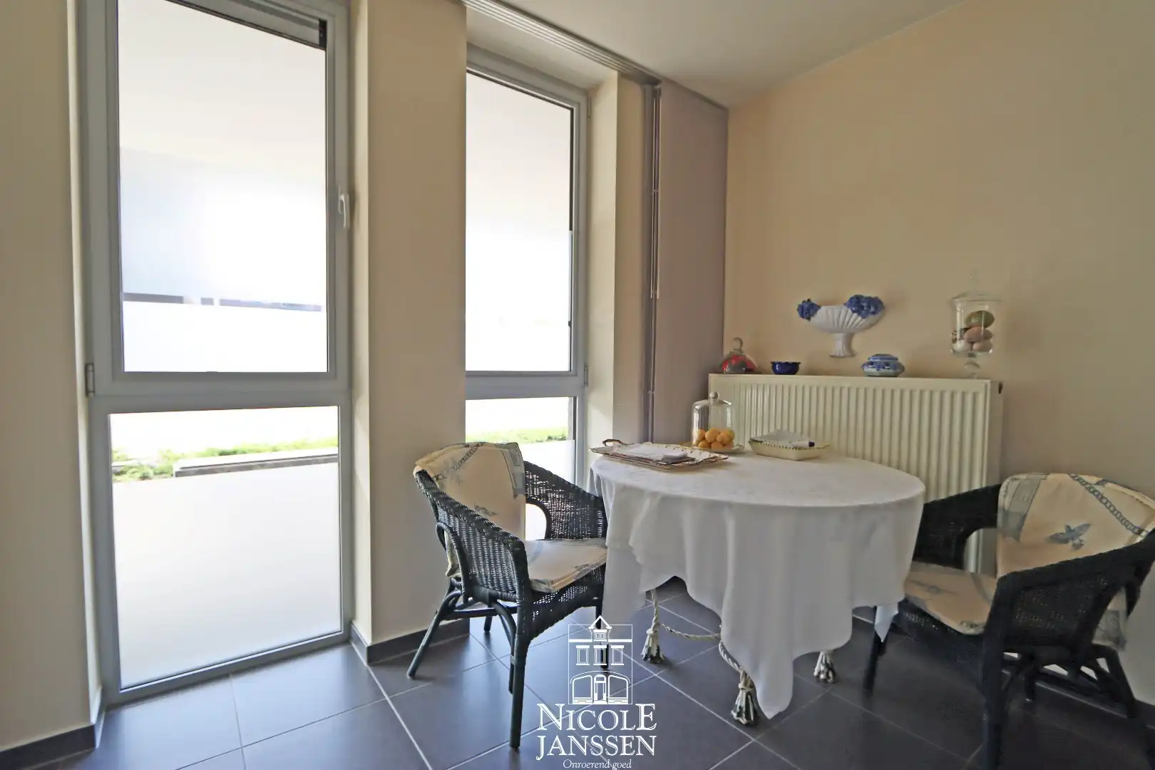 Gelijkvloers appartement met twee slaapkamers en twee badkamers  foto 9