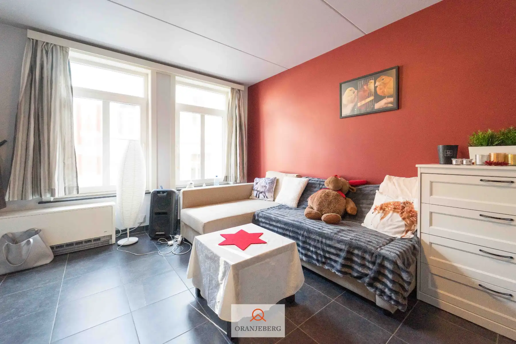 Modern 1- slpk appartement vlakbij Sint-Pietersplein foto 5