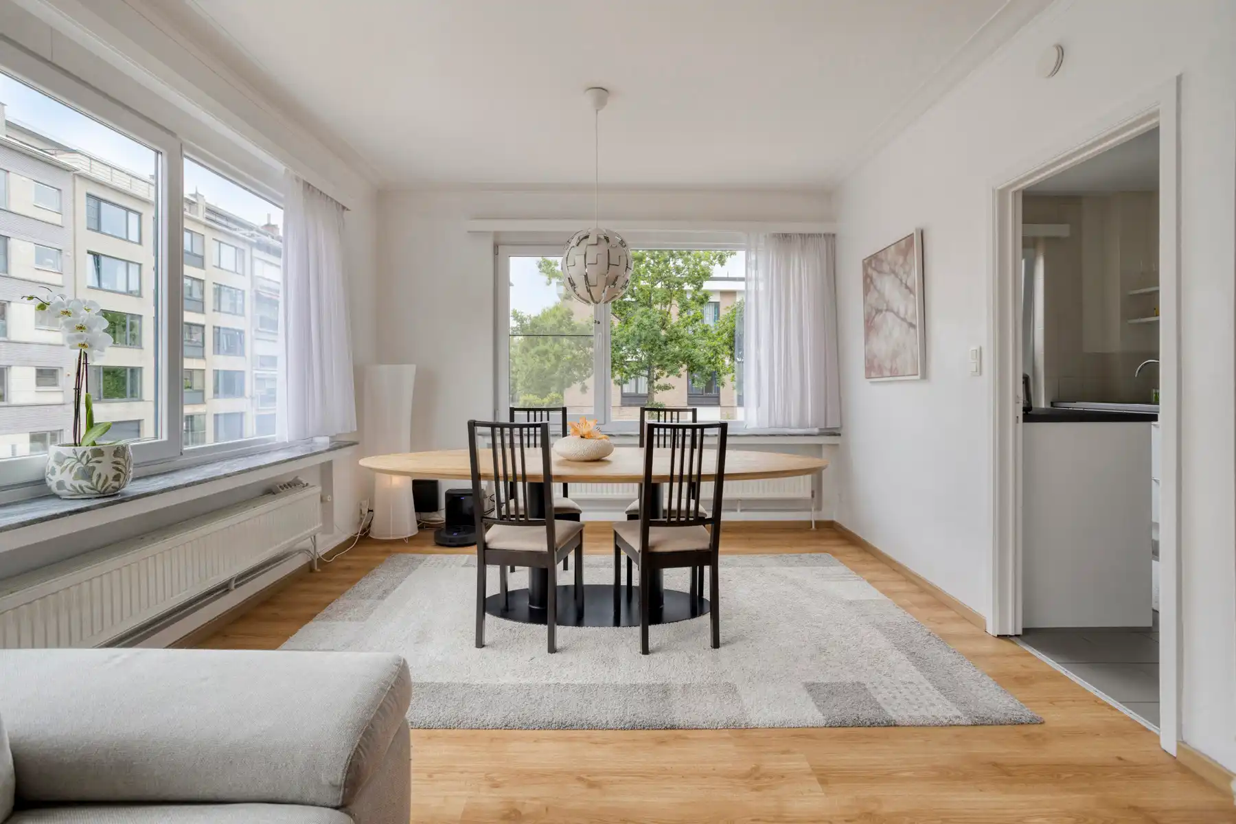 Rustig gelegen hoekappartement in een kleine residentie foto 2