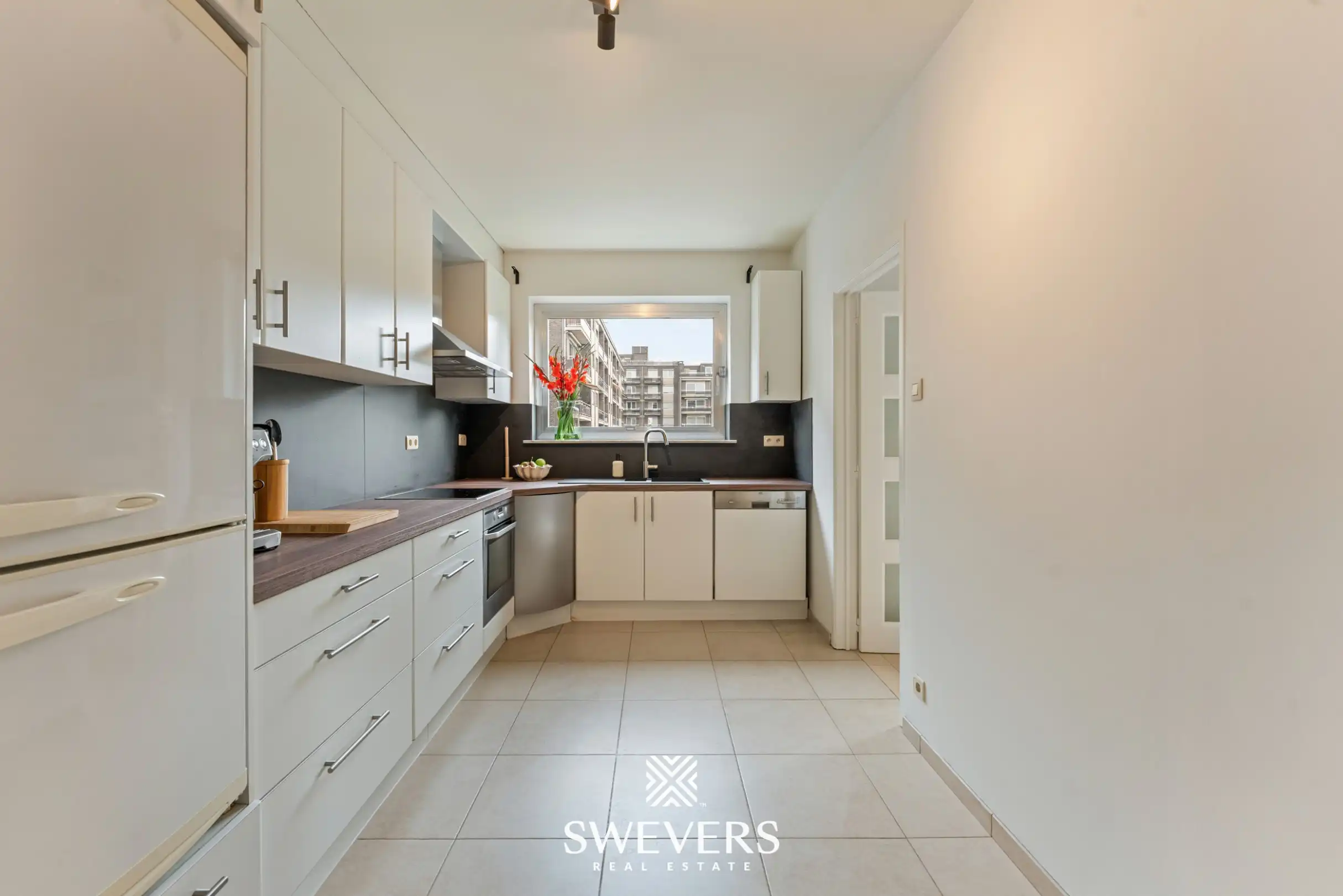 Gerenoveerd 2 slaapkamer-appartement (98m2) vlakbij centrum Hasselt (EPC B) foto 32