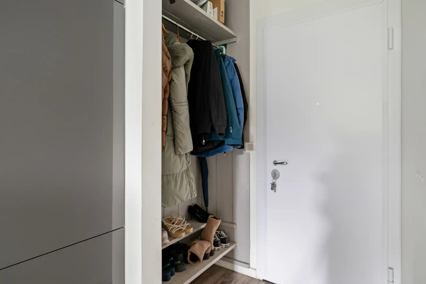Leuk 2-SLK appartement op de bovenste verdieping foto 11