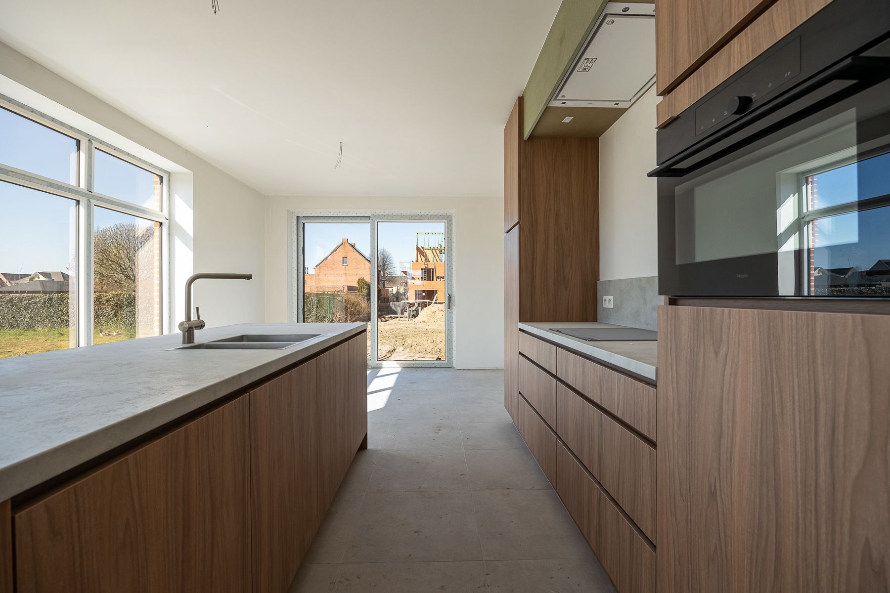 BEN-WONING MET 4 SLAAPKAMERS OP EEN PERCEEL VAN CA 362 M². foto 6