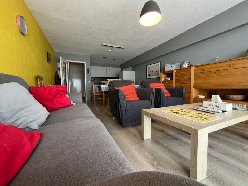 Ruim appartement met 3 slaapkamers en frontaal zeezicht foto 5