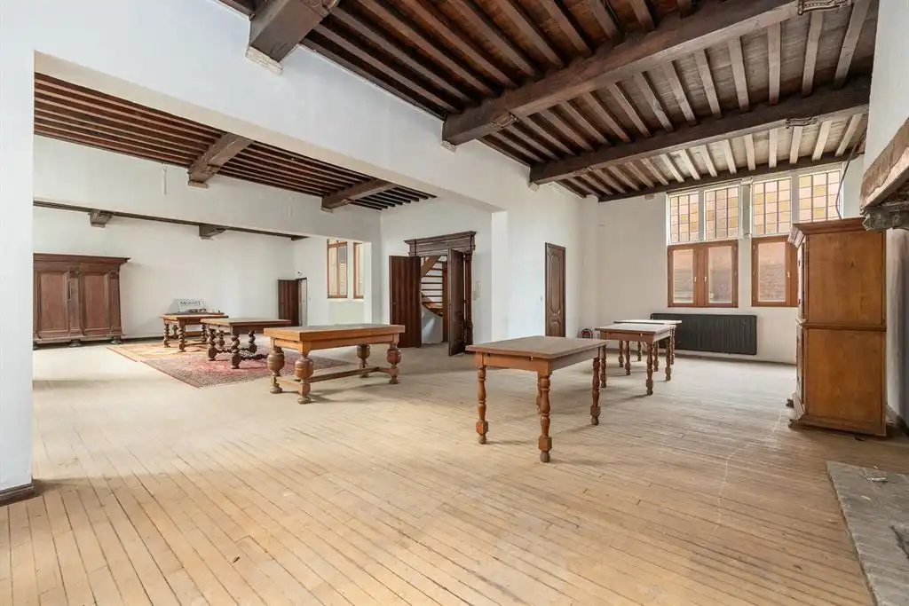  Uniek, karaktervol 16e eeuws gebouw in hartje centrum foto 19