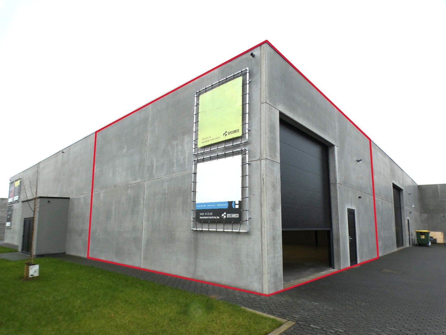 Loods - opslagruimte (225 m²), Industrieterrein Torhout foto 2