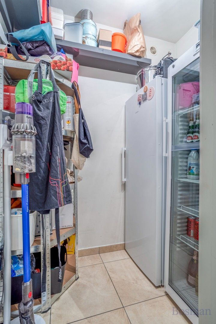 Zeer ruim appartement te koop in Geel foto 25