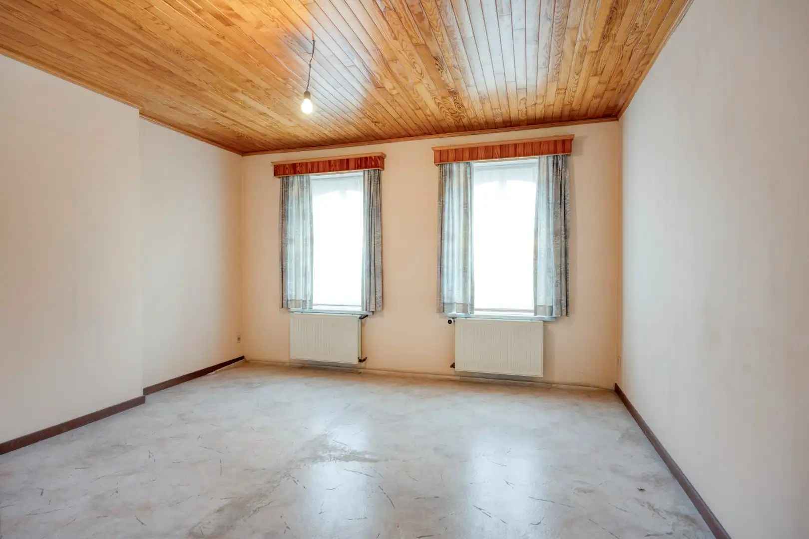 Ruime woning met ruime tuin en garage op een perceel van 802m² in Holsbeek – EPC 280 kWh/m² - bewoonbare opp. 243 m² foto 16