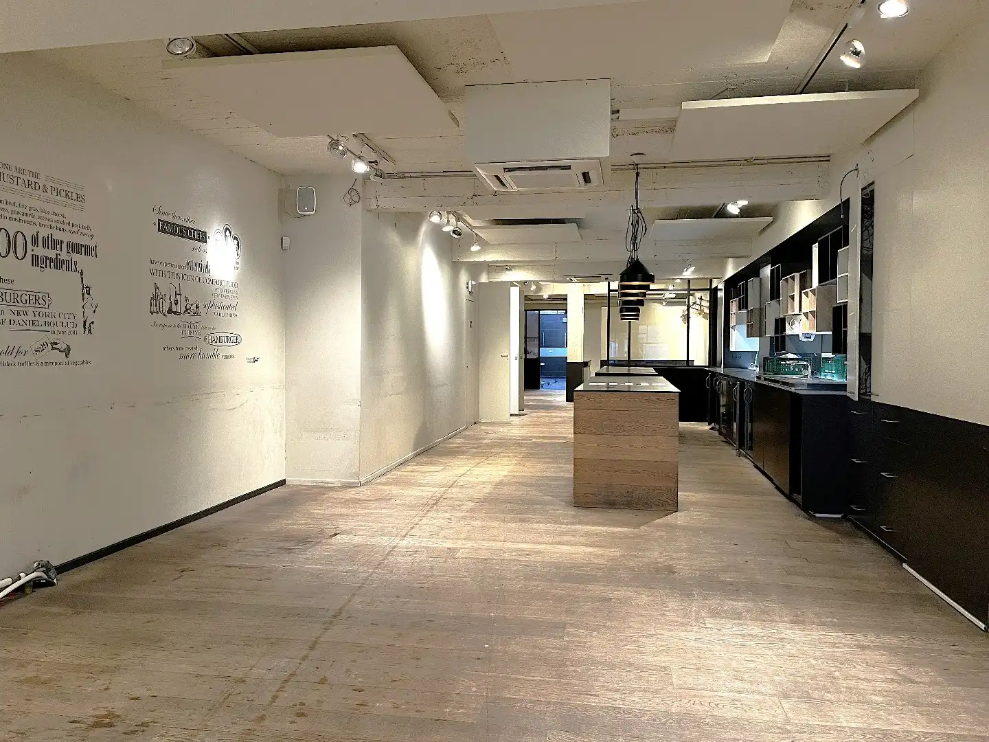 Restaurant te koop centraal op het Rubensplein  foto 8