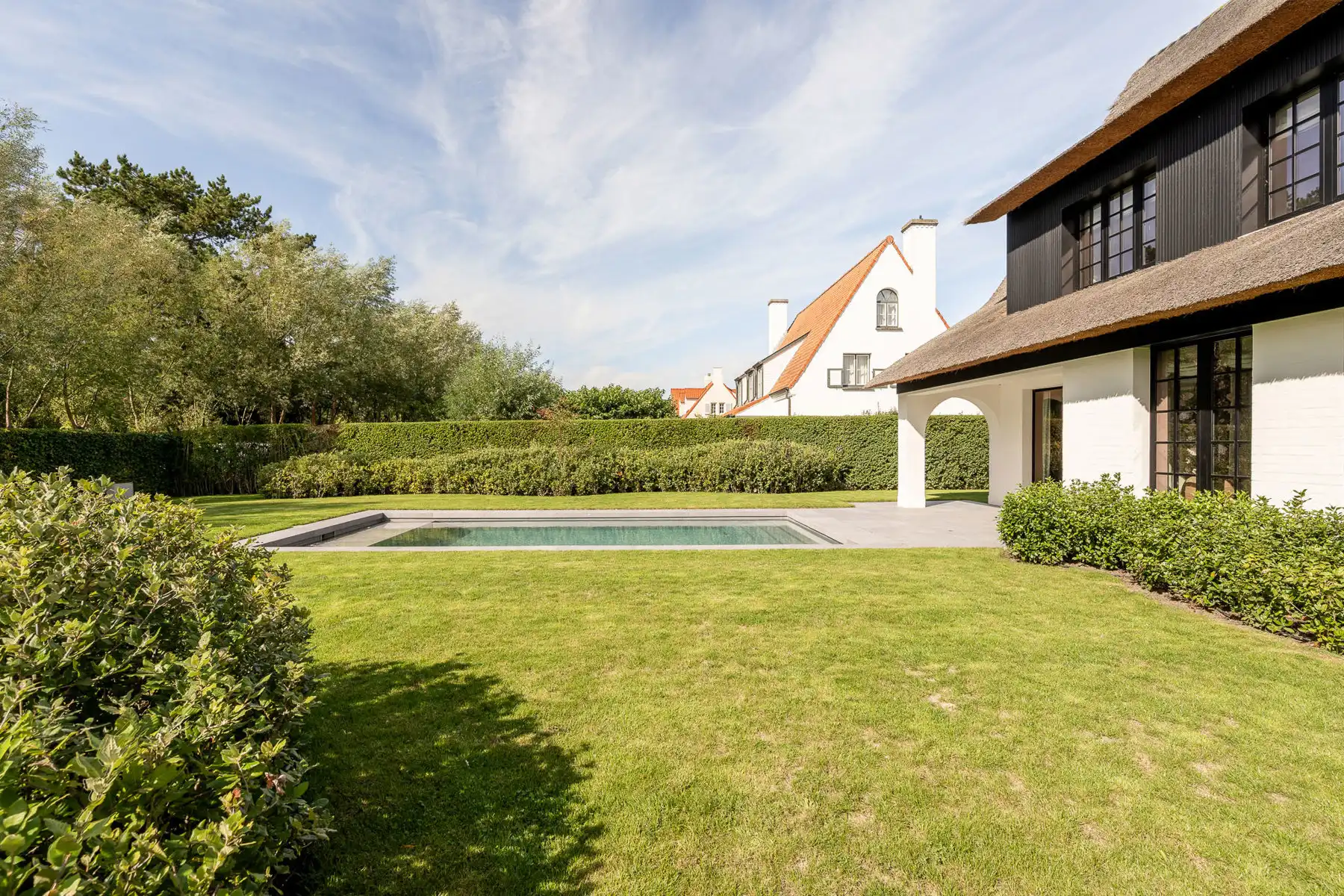 Ruime, volledig gerenoveerde villa aan de rand van het Zoute foto 44