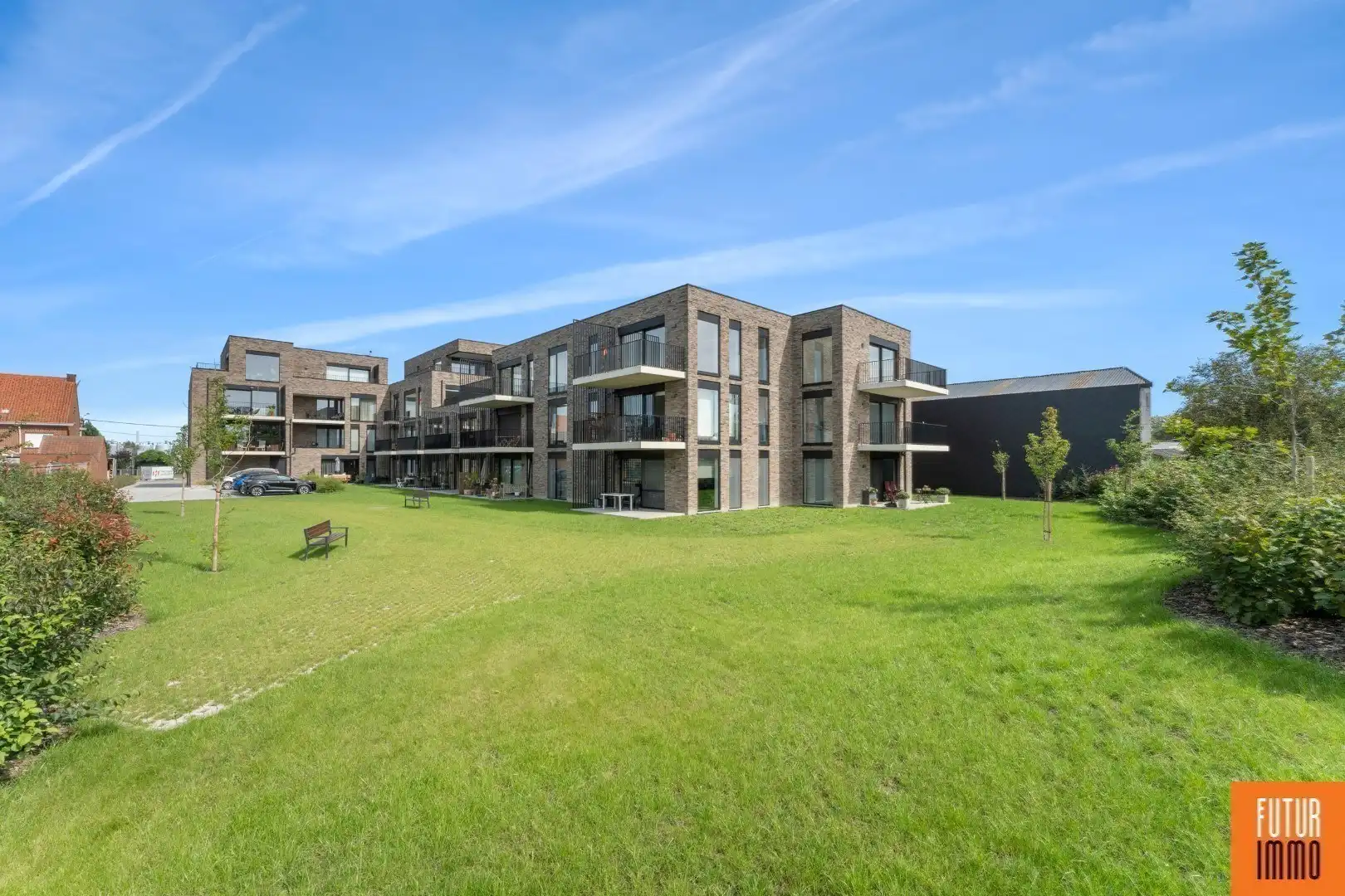 Ruim 2-slpk appartement met dubbel terras foto 2