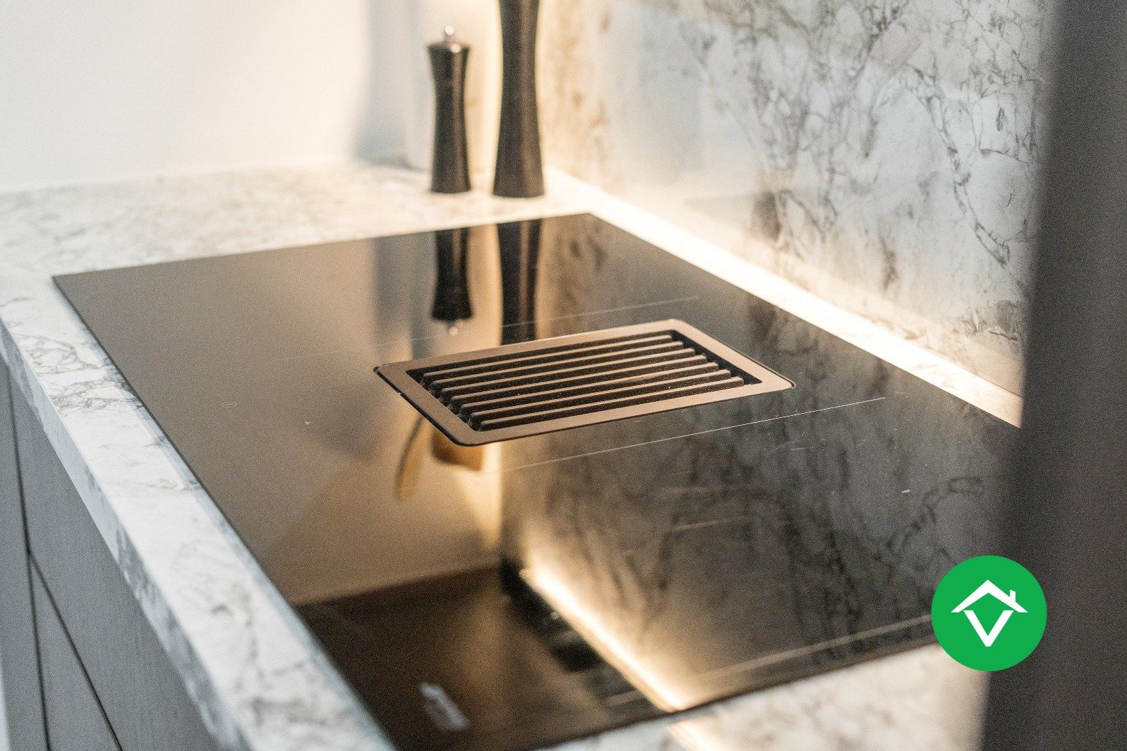 Hoog gerenoveerde woning met tuin en 4 slaapkamers te Roeselare foto 12