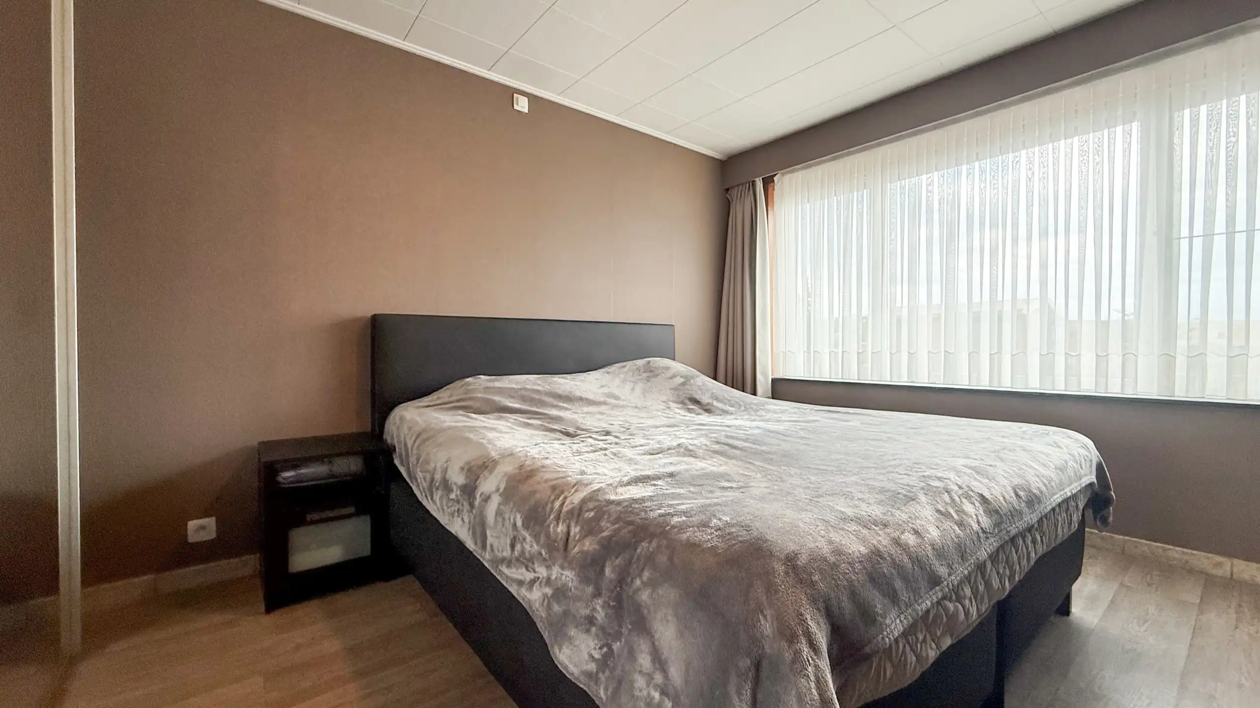 Instapklare woning met 3 slaapkamers op toplocatie! foto 37