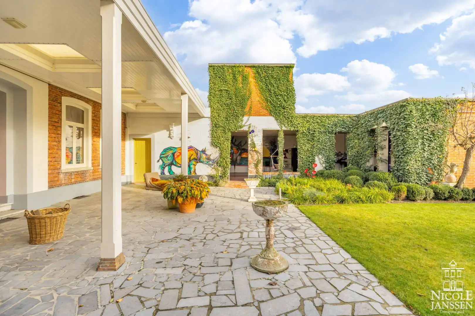 Authentiek herenhuis met conciërgewoning foto 36