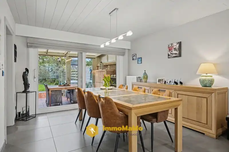 HALFOPEN BEBOUWING MET 3 SLAAPKAMERS EN RUSTGEVENDE TUIN TE KOOP IN WACHTEBEKE foto 6