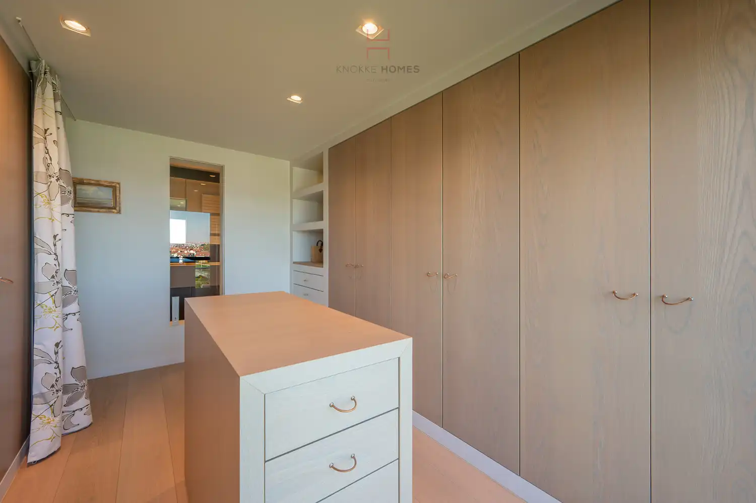 Riant appartement met open zicht over het meer van Duinbergen foto 23