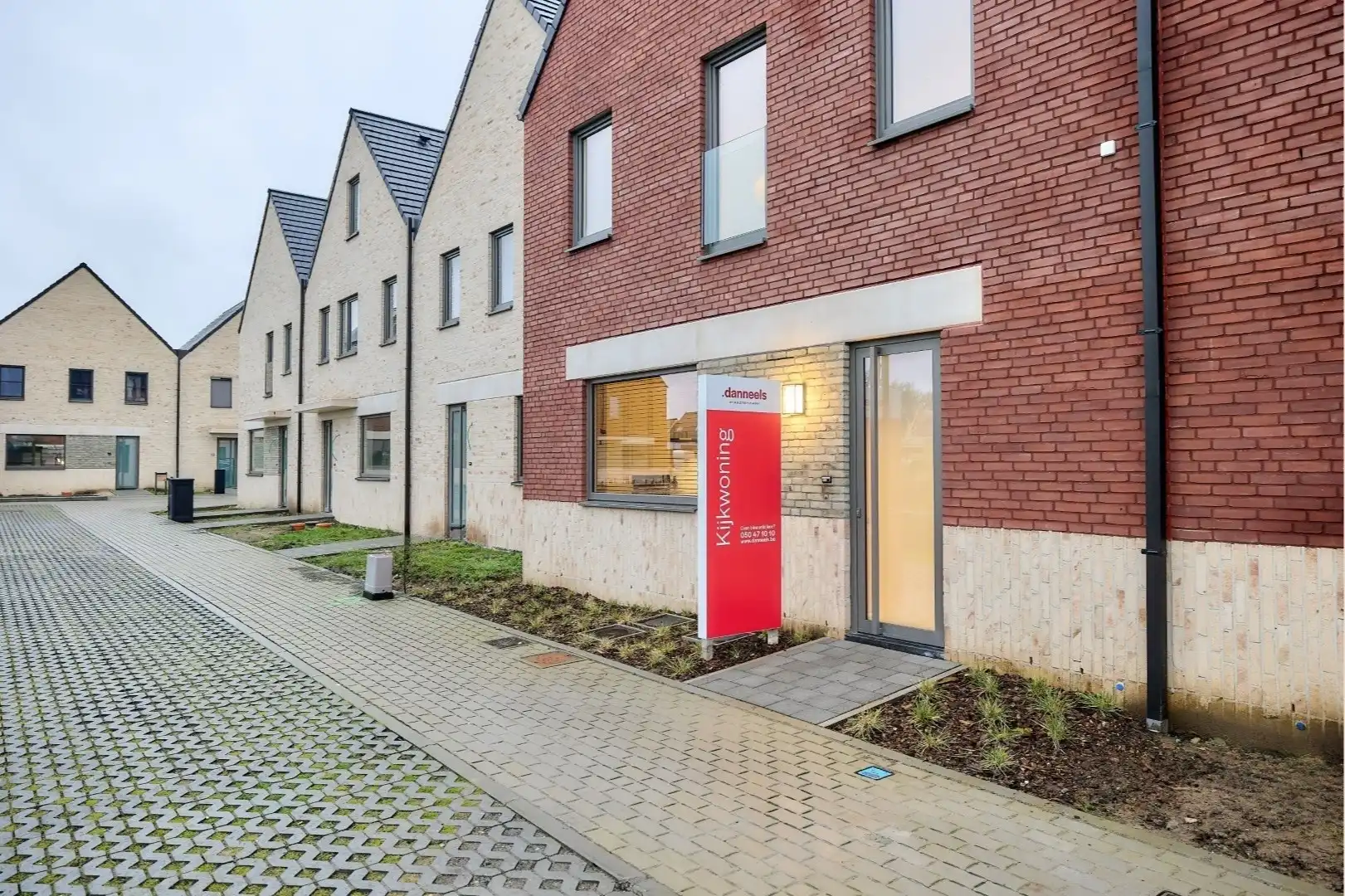 Energiezuinige halfopen bebouwing met zongerichte tuin foto 4