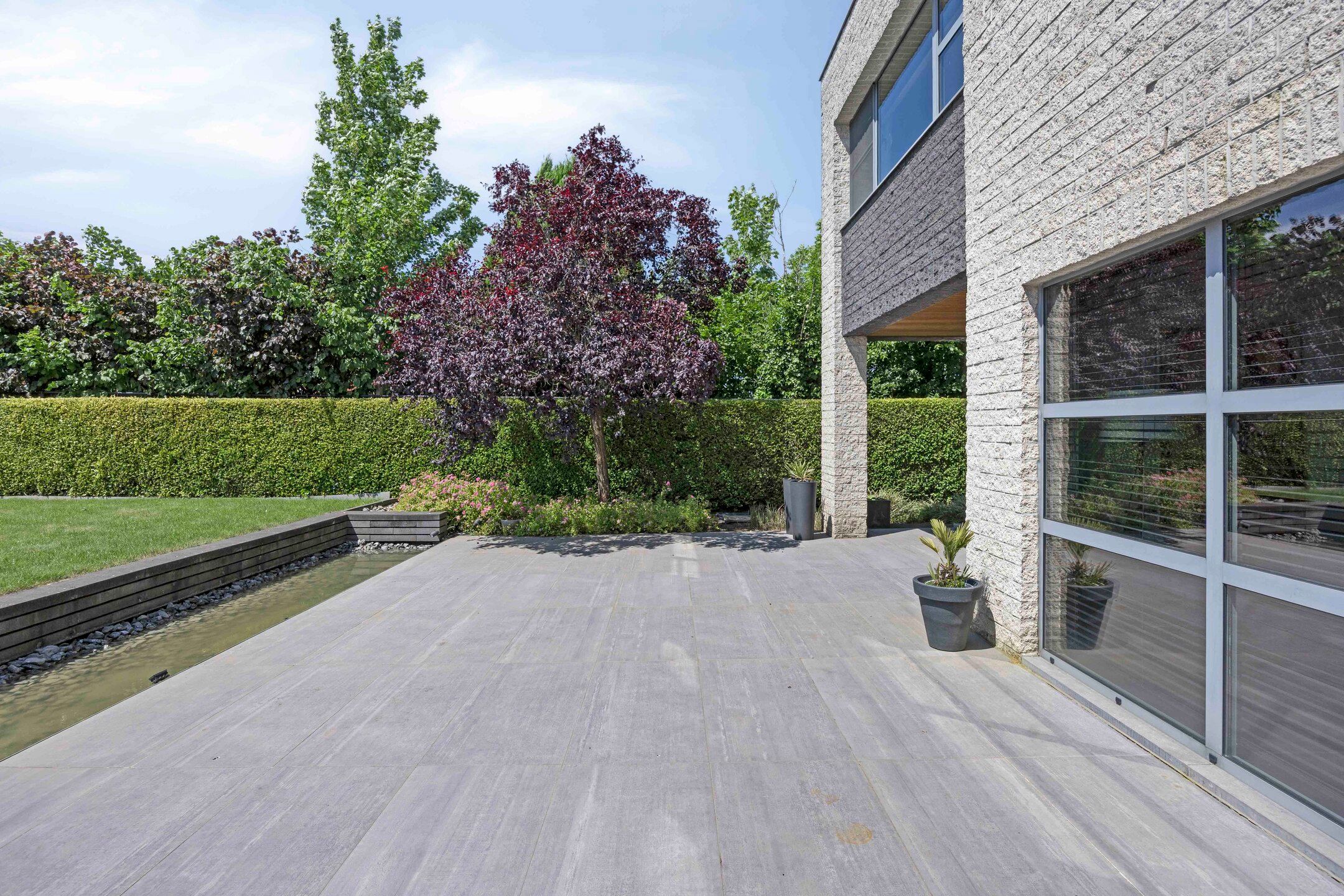 Prachtige villa op ruim perceel met mooi vergezicht foto 44