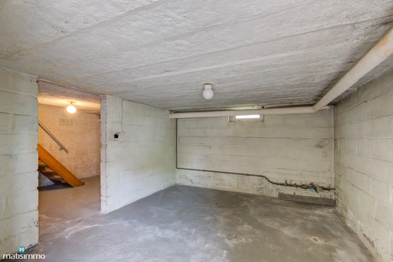 VOLLEDIG ONDERKELDERDE EENGEZINSWONING MET 4 SLAAPKAMERS, GARAGE EN RUIME TUIN IN BILZEN-CENTRUM foto 25