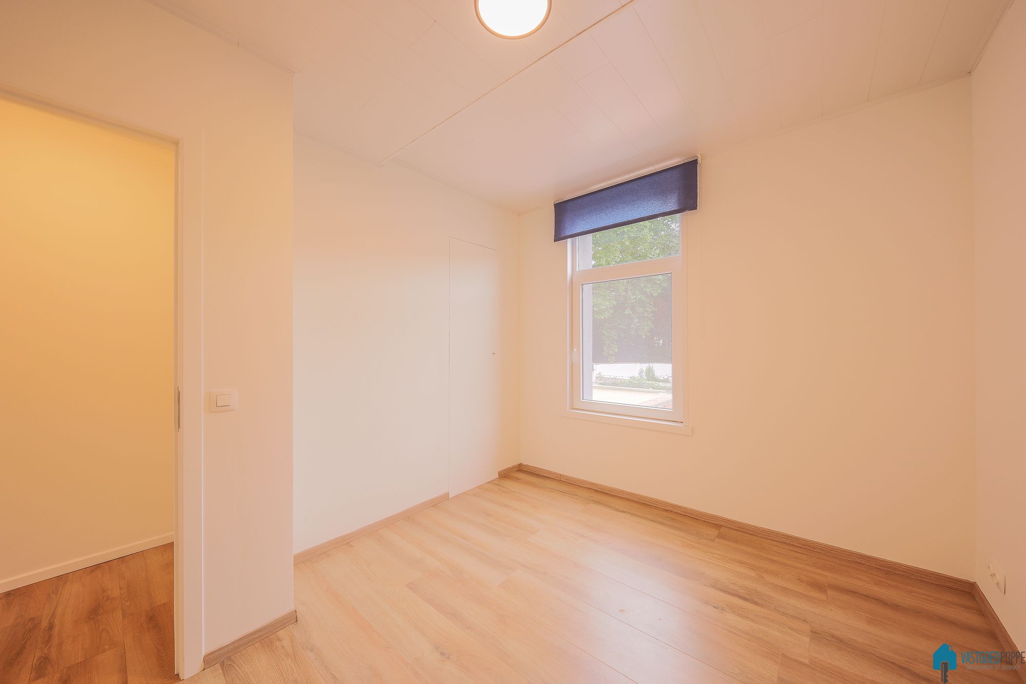 Gerenoveerde ééngezinswoning met koer foto 12