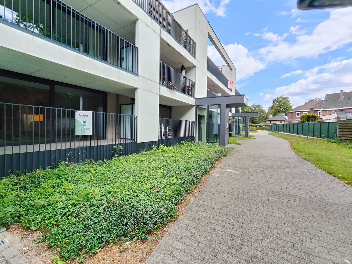 ruim gelijkvloers appartement met zicht op pastorietuin foto {{pictureIndex}}