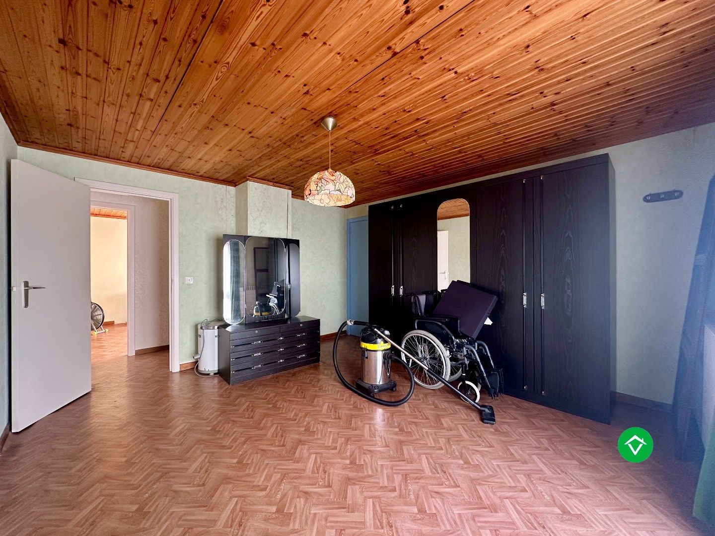 Gezinswoning met 3 slaapkamers en inpandige garage te koop in de Mokker (Koekelare) foto 13