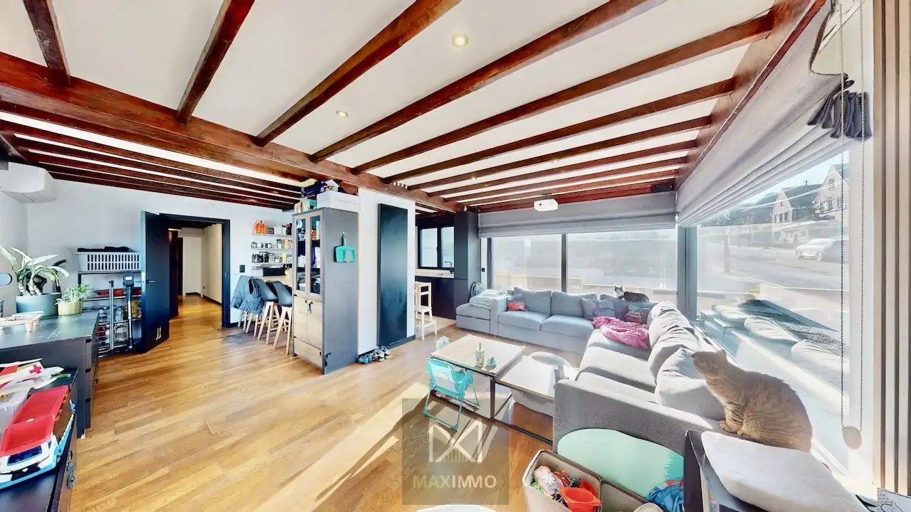 Gelijkvloerse bungalow met loods van 180 m² in het centrum van Marke foto 2