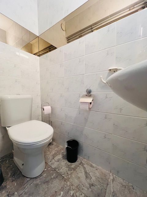Ruim appartement met 3 slaapkamers en frontaal zeezicht foto 20