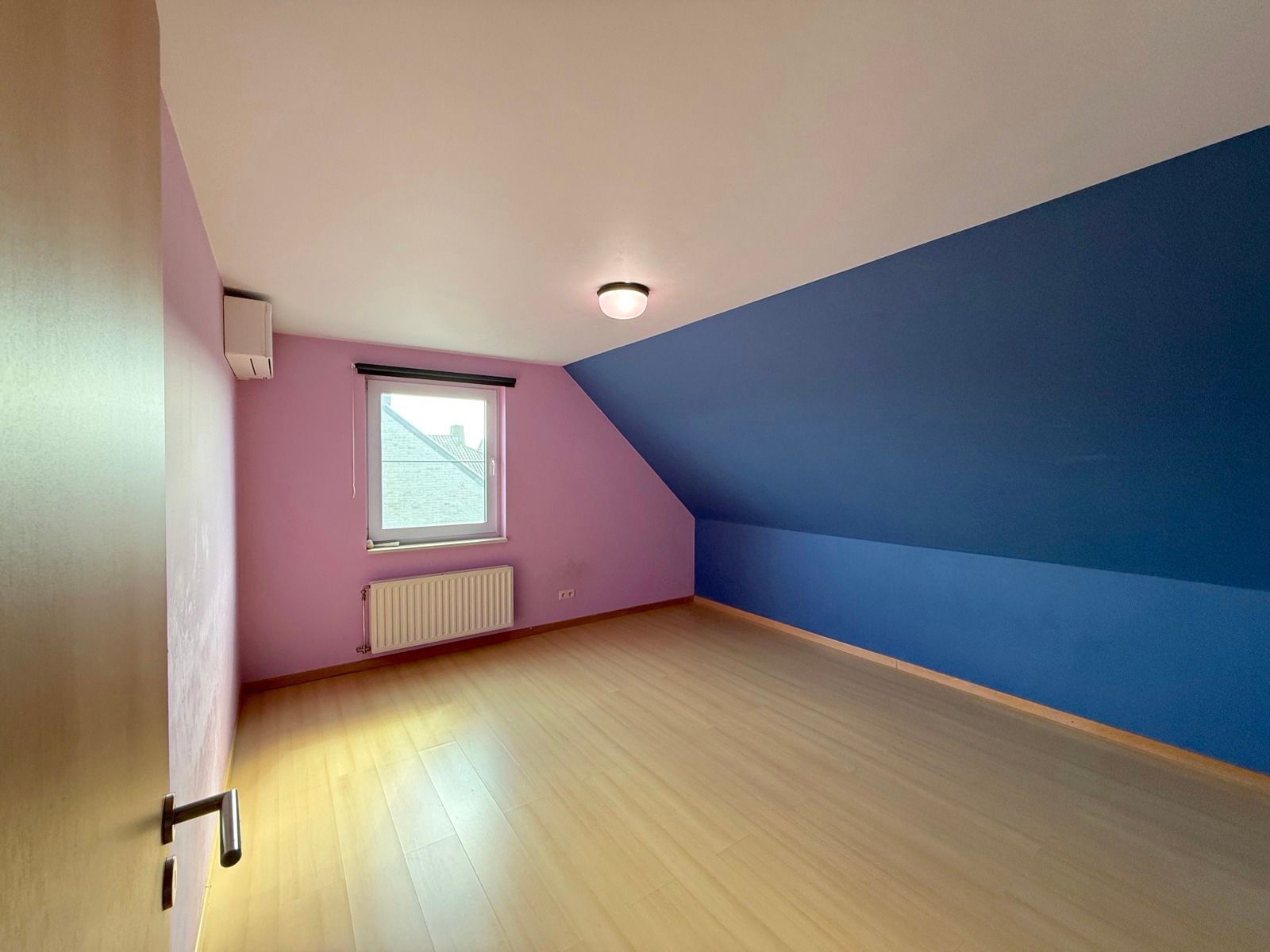 Ruime villa op rustige liggen met zongerichte tuin foto 23